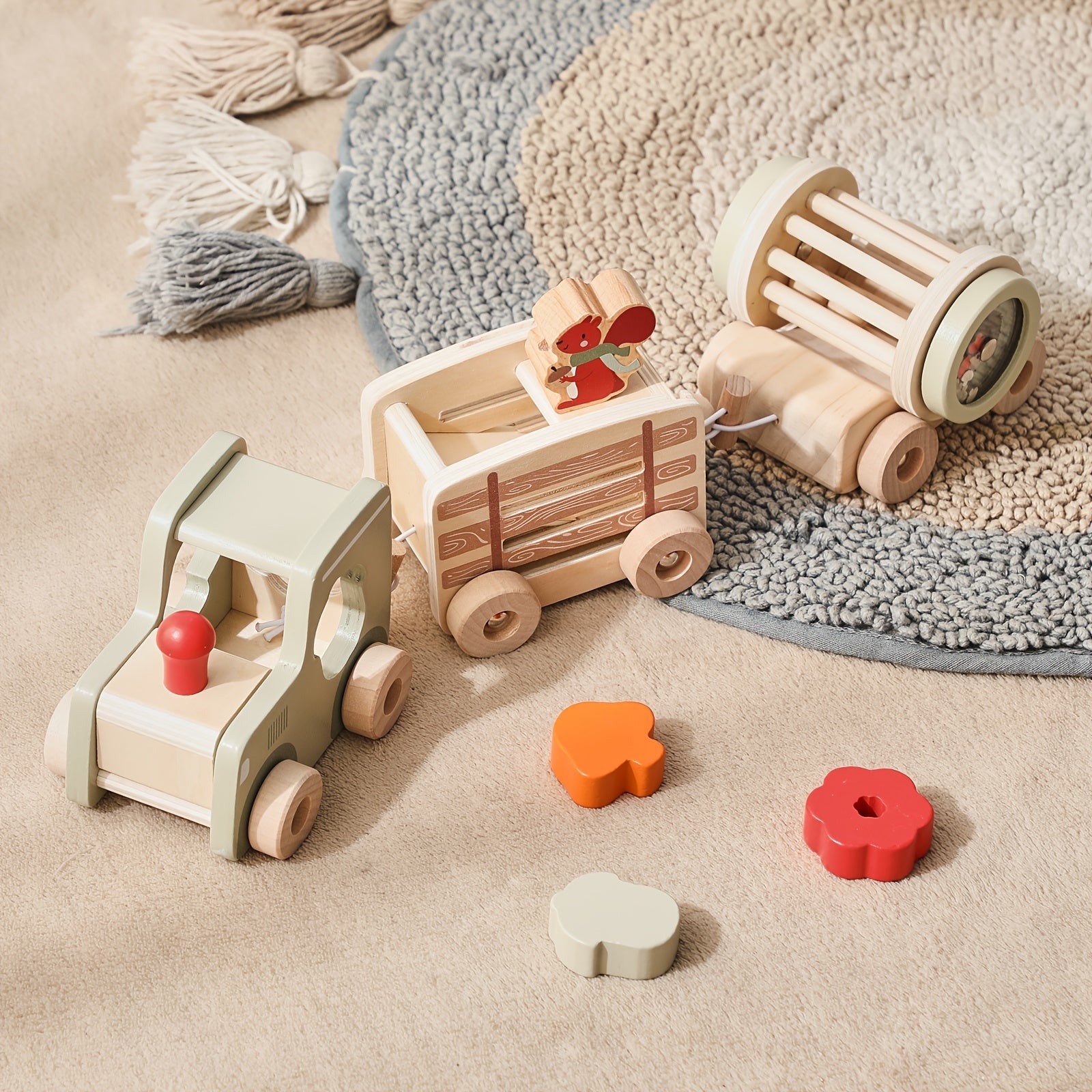 Wooden Train Puzzle Toy – Color & Shape Matching Squirrel-Toyfetti
