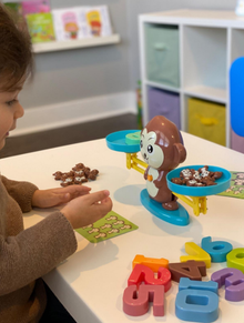 Montessori Monkey Balance Math Game – Count, Play & Learn with Adorable Monkeys!